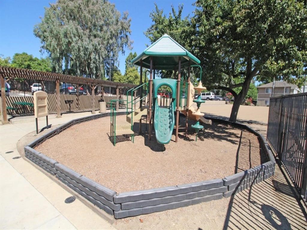 Birdcage Village Apartments, 7799 Farmgate Way, Citrus Heights, CA